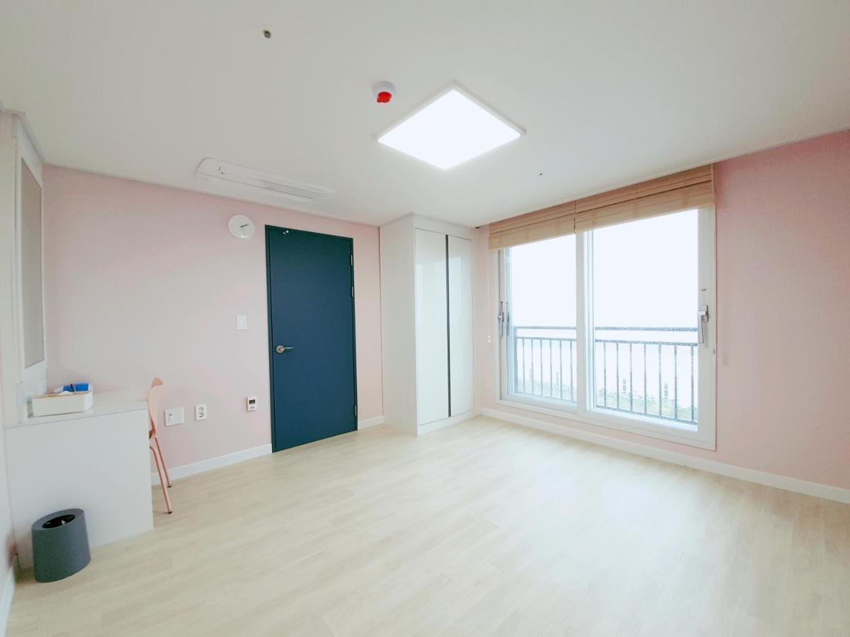 Gunsan Little Prince Condo Exterior photo