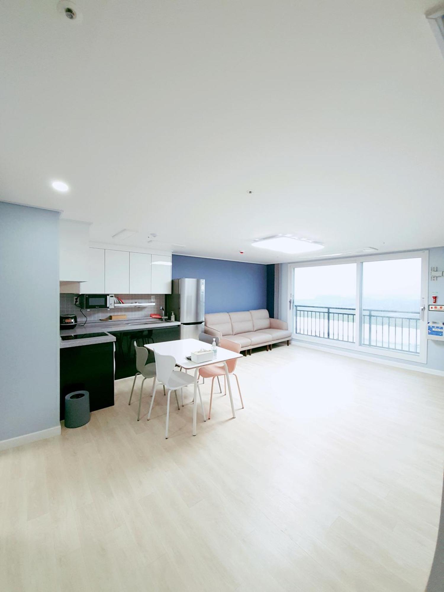 Gunsan Little Prince Condo Exterior photo